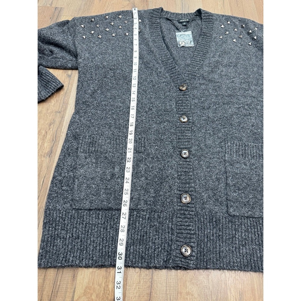Torrid‎ Studded Shoulder Long Cardigan Gray Button Front NWT Size 0 Cozy Sweater - Picture 8 of 10